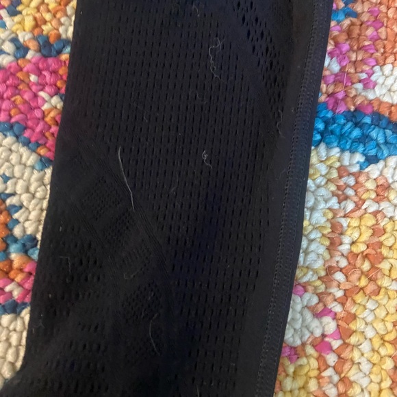 Black Lululemon Leggings with mesh cutouts - Picture 2 of 6